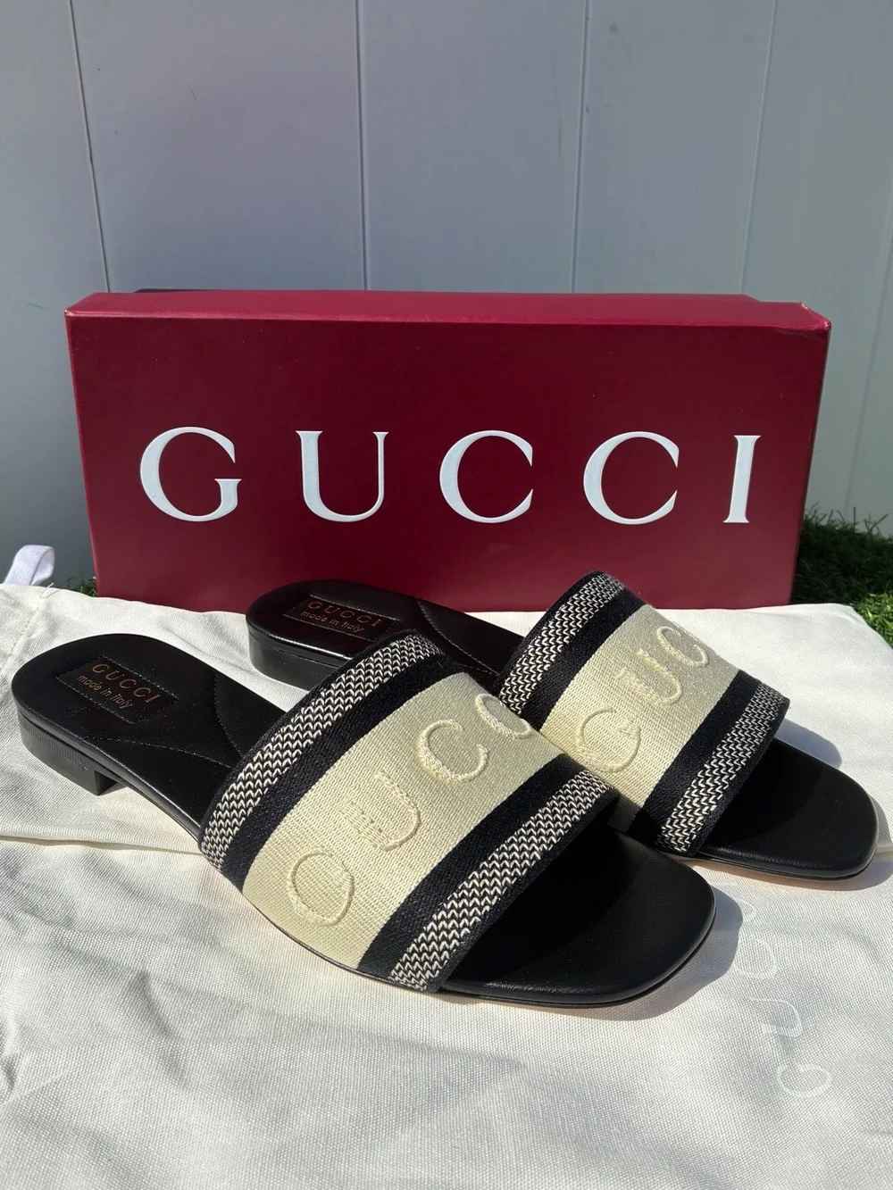 GUCCI JANE EMBROIDERED LOGO BLACK IVORY JACQUARD LEATHER SANDALS SZ 39.5 NEW